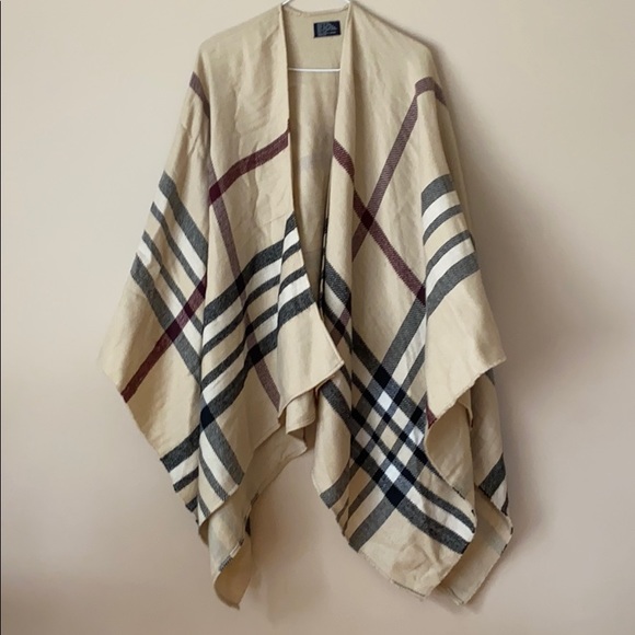 Autumn poncho - Picture 1 of 3